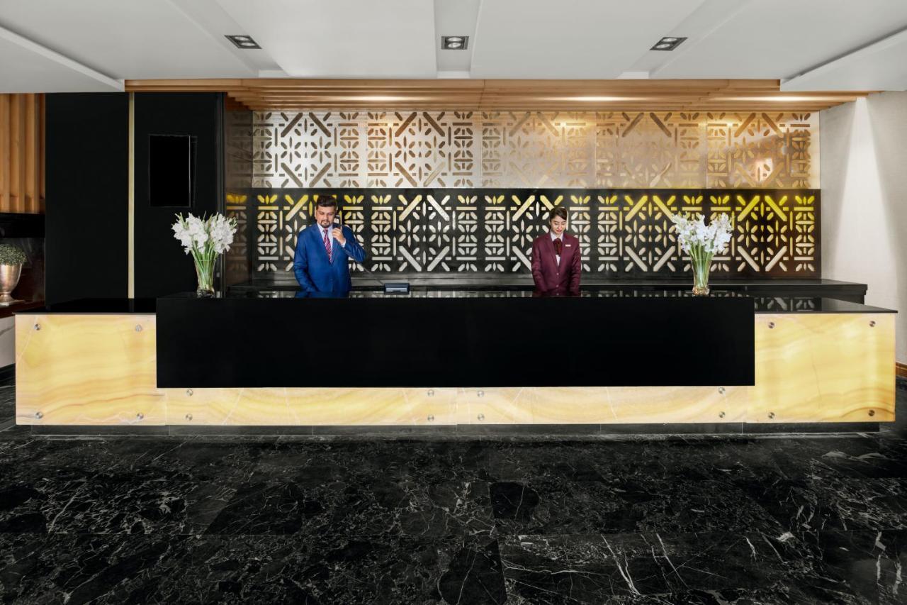 Moevenpick Hotel Karachi Exterior foto